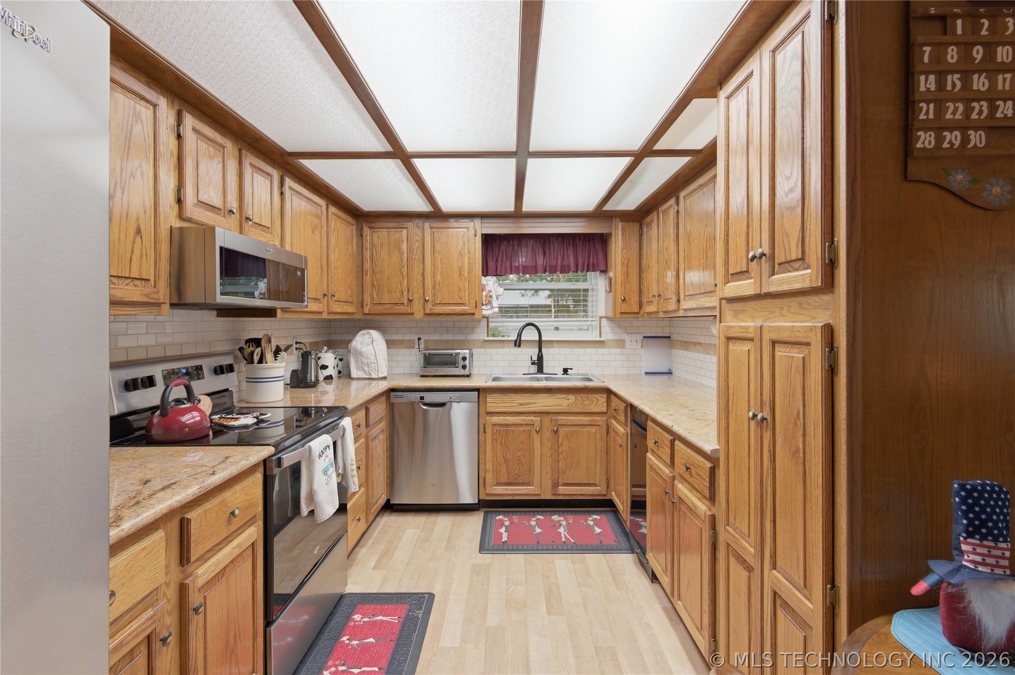 16525 203rd East Avenue Property Photo 14