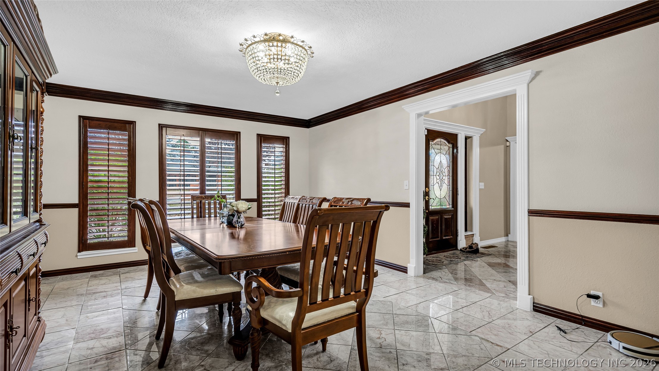 2800 Ridgeway Property Photo 13