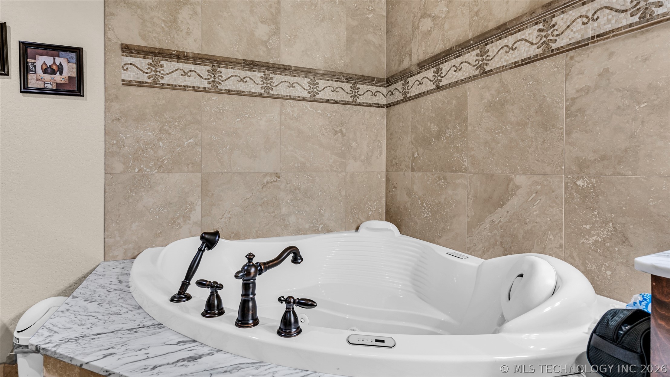 2800 Ridgeway Property Photo 26