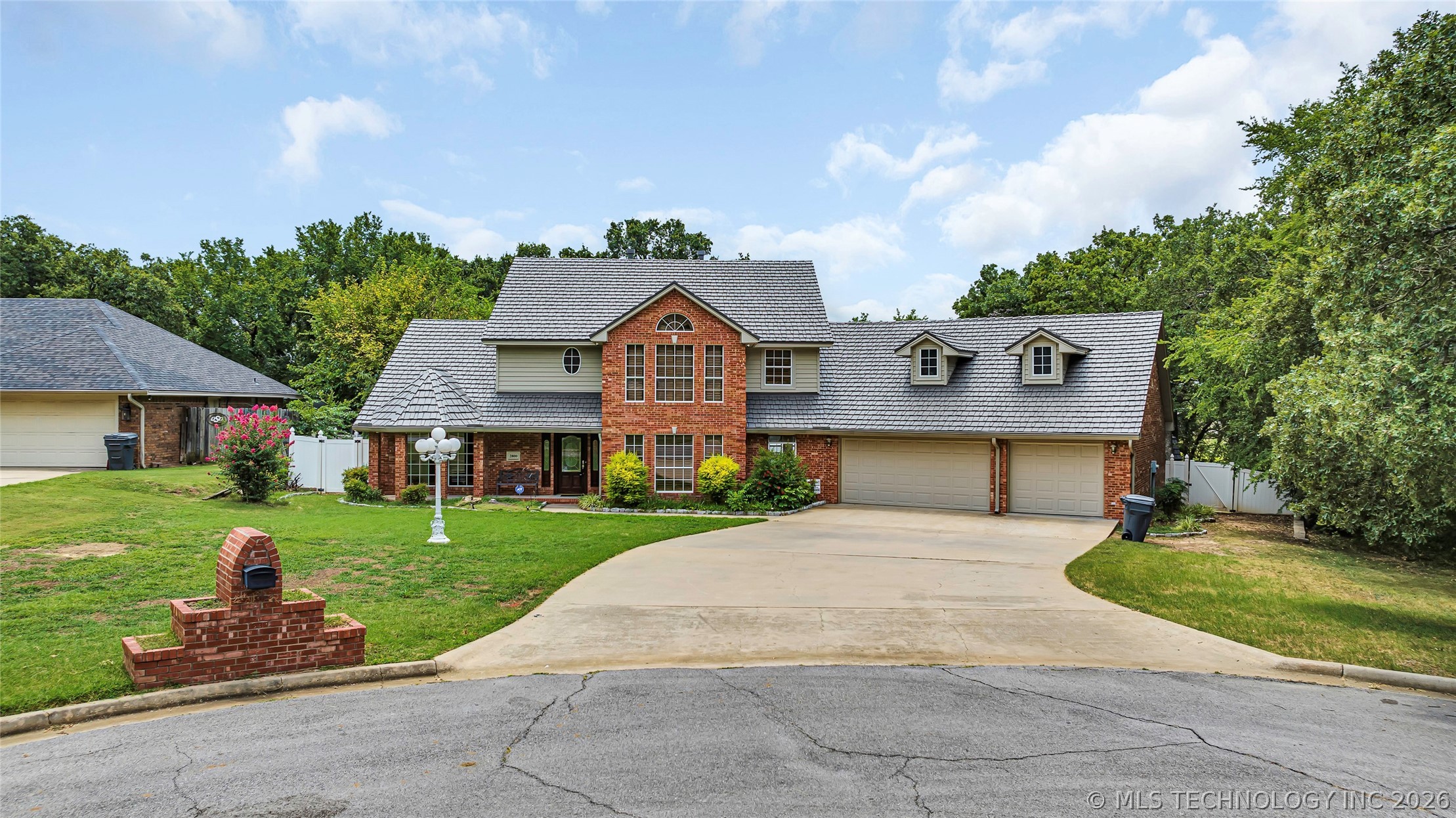 2800 Ridgeway Property Photo 46