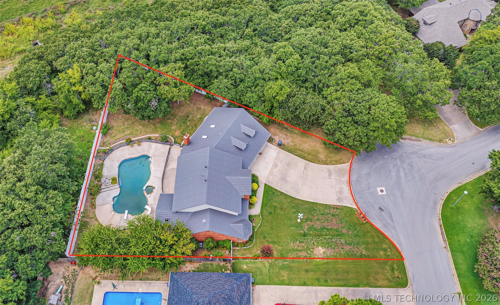 2800 Ridgeway Property Photo 56