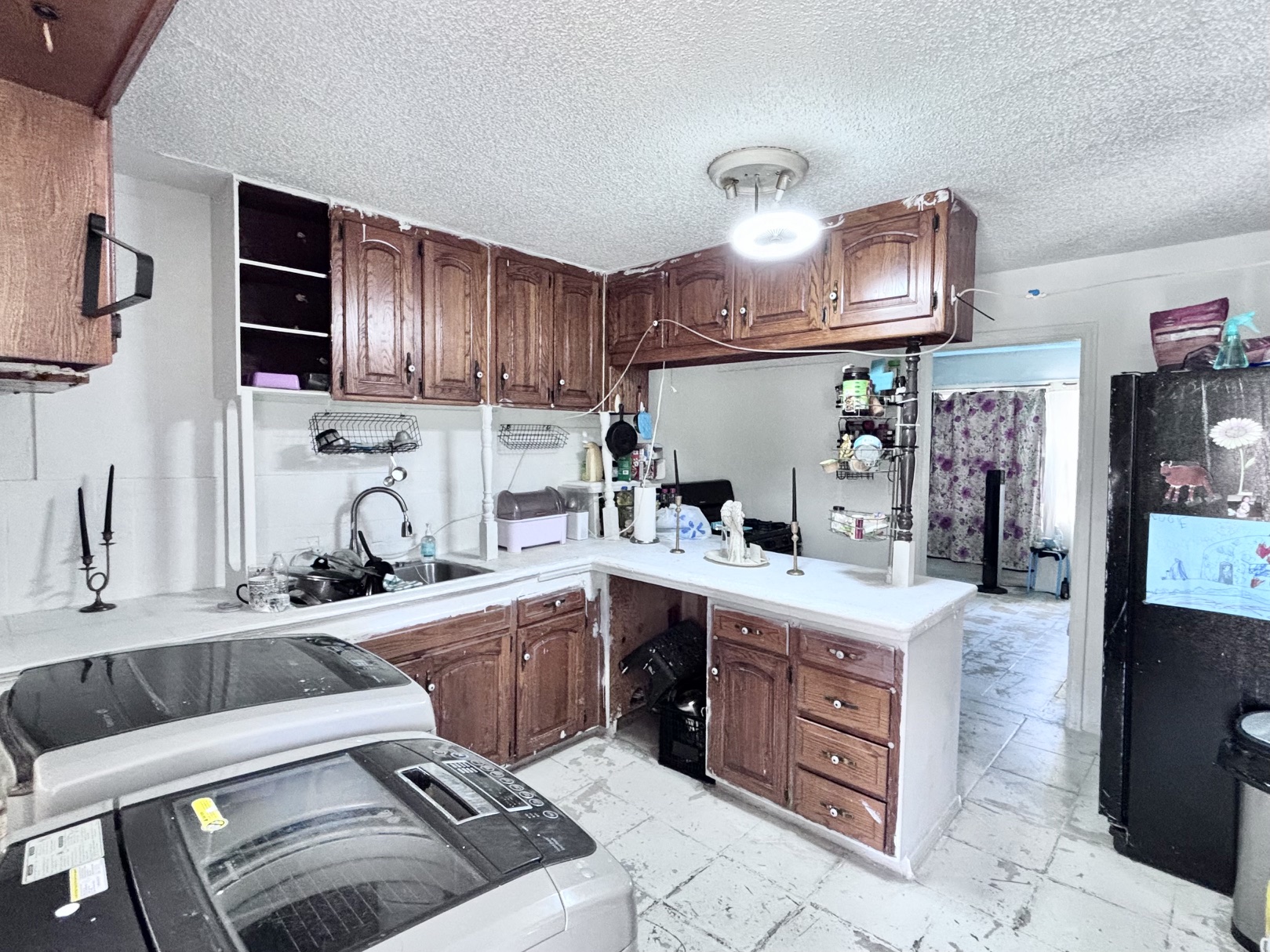 1827 W Archer Street Property Photo 2