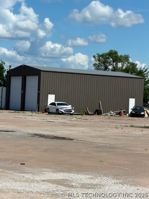 2215 N Sheridan Road Property Photo 8