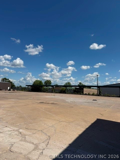 2215 N Sheridan Road Property Photo 15