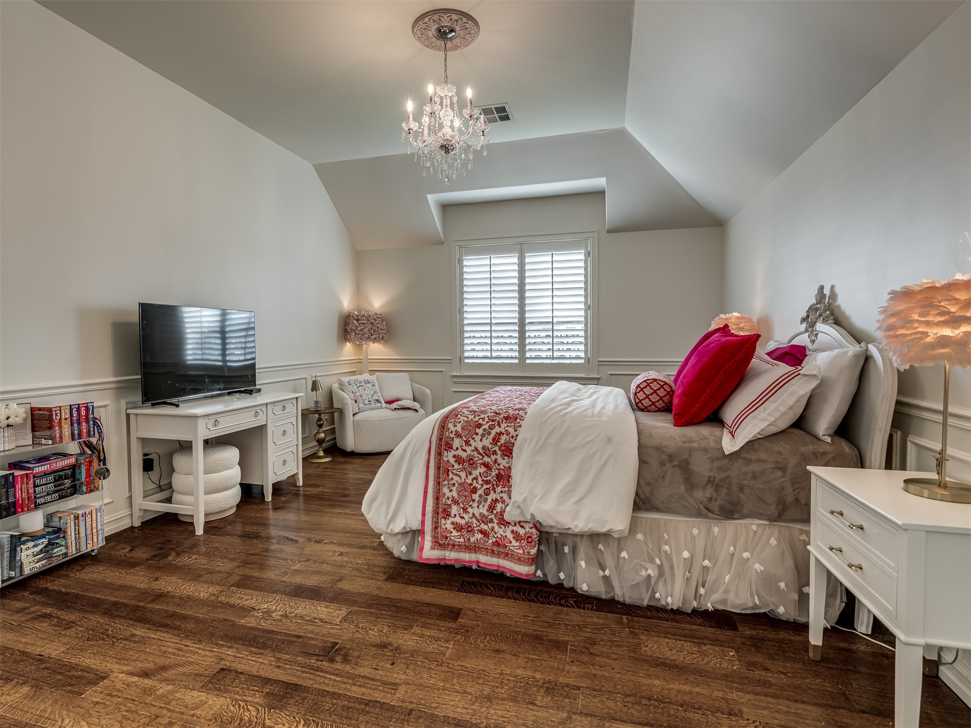 10704 S Holley Street Property Photo 41