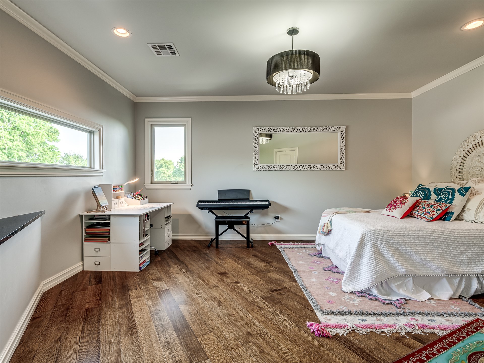 10704 S Holley Street Property Photo 45