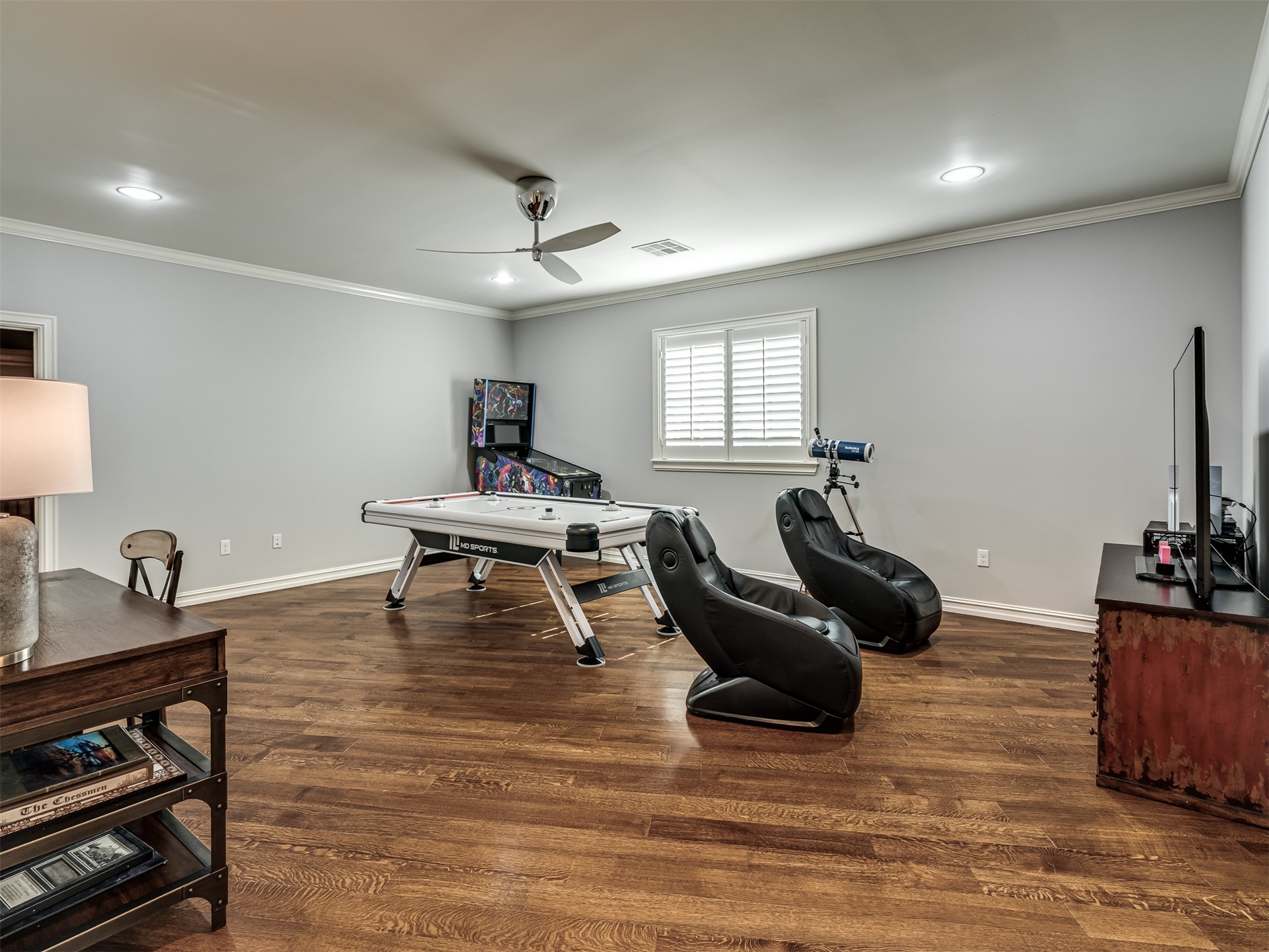 10704 S Holley Street Property Photo 46