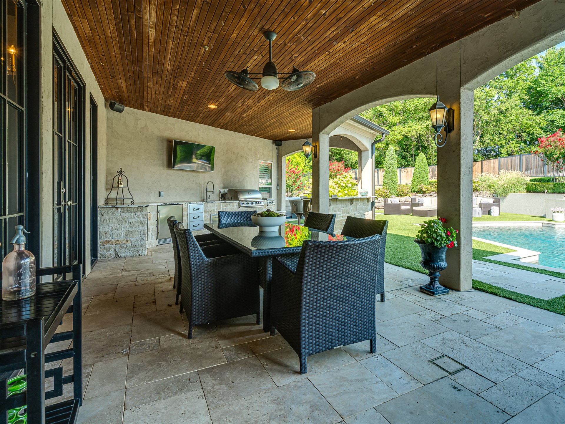 10704 S Holley Street Property Photo 54