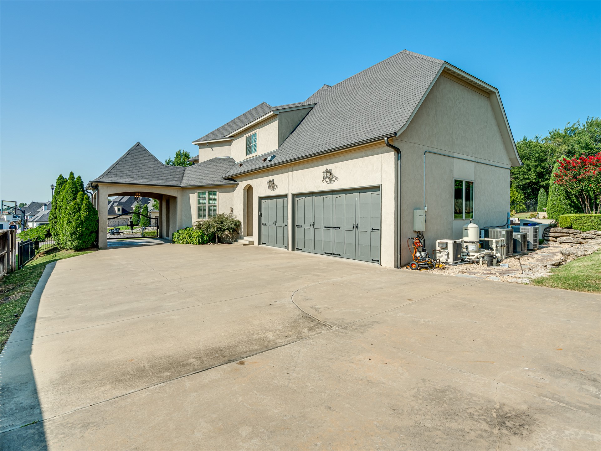 10704 S Holley Street Property Photo 68