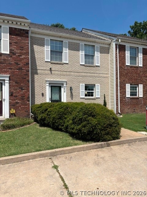 4636 S Gary Place