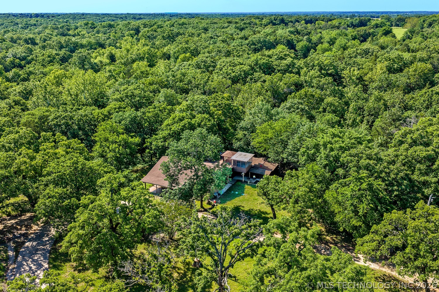 6283 Chickasaw Road Property Photo 4