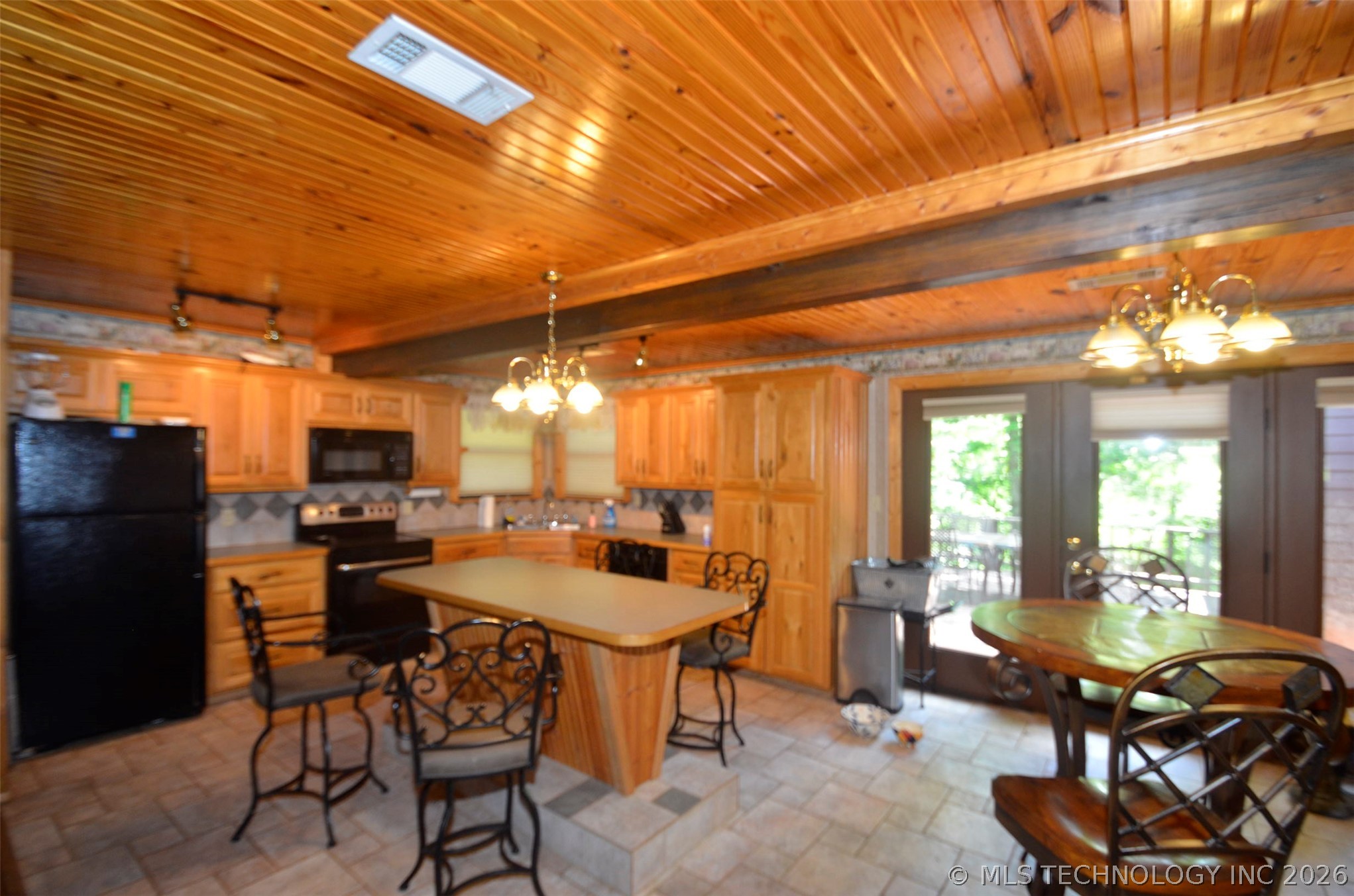 6283 Chickasaw Road Property Photo 15