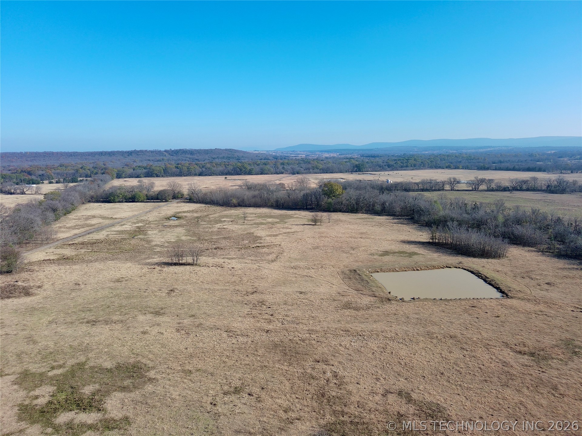 40014 E County Road 1280 Property Photo 3