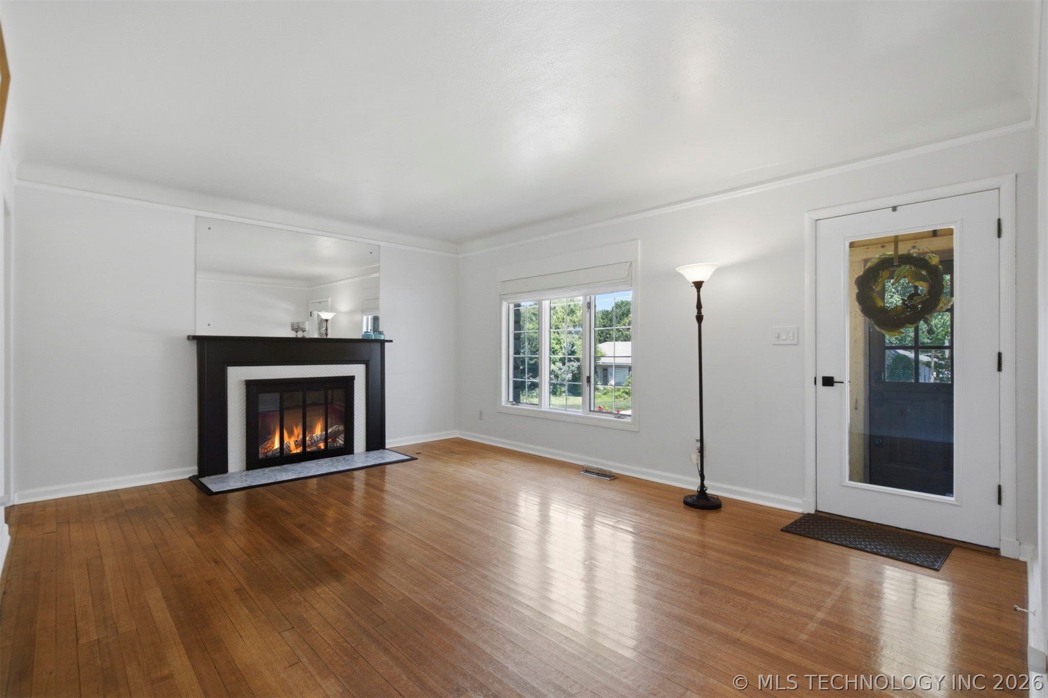 2612 E 17th Place Property Photo 6