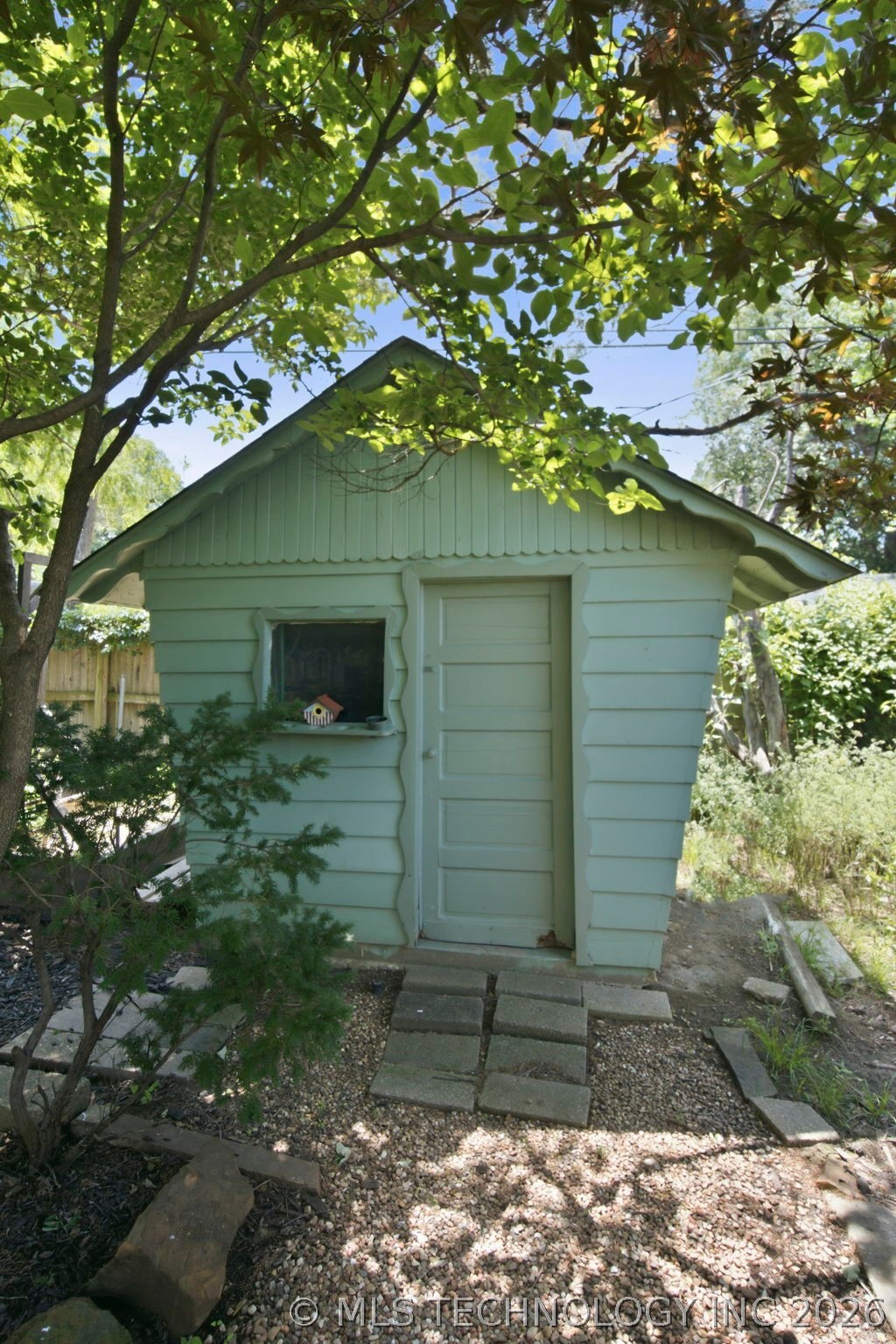 2612 E 17th Place Property Photo 34