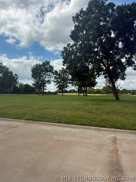 2621751 Property Photo 2
