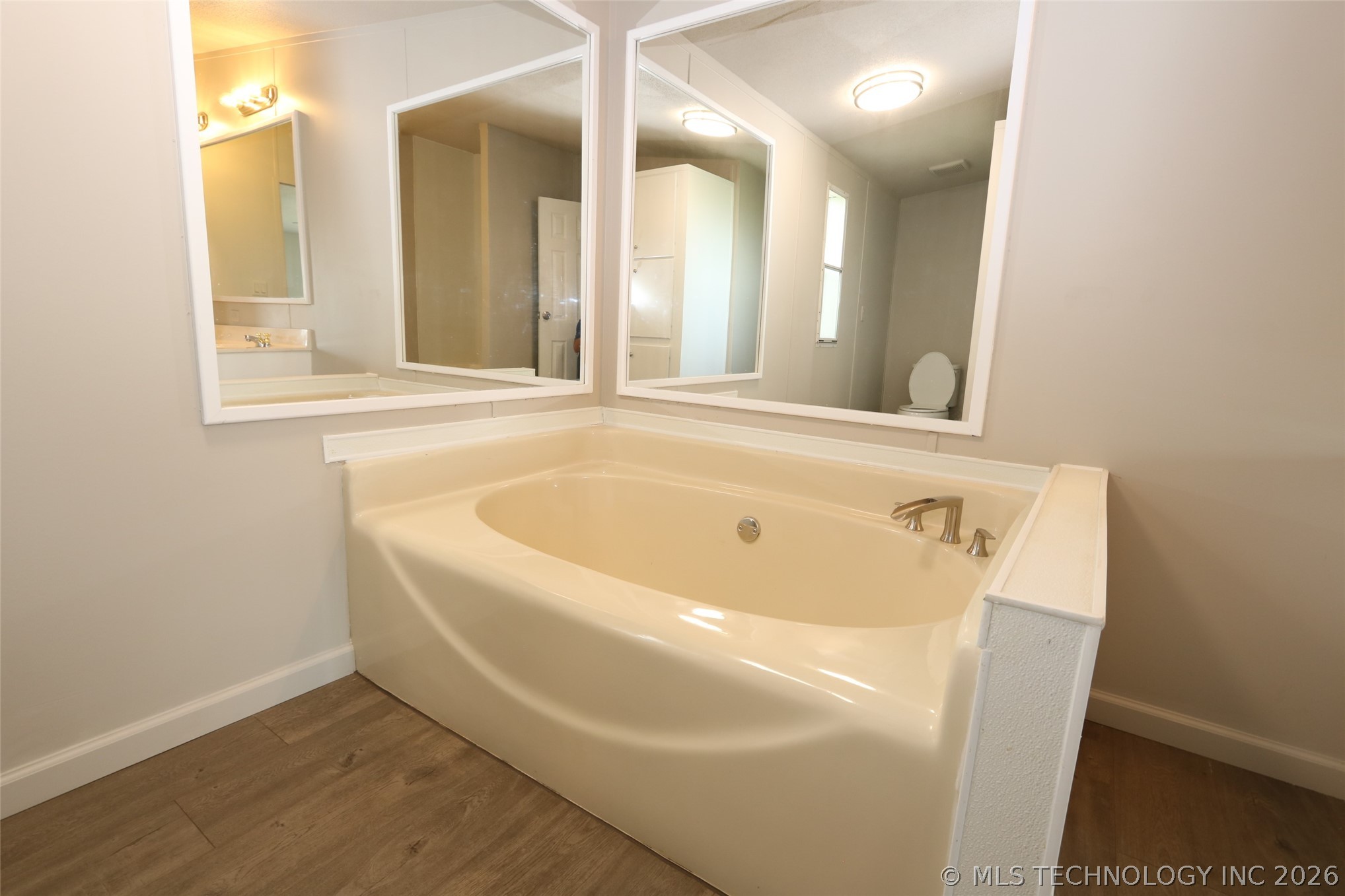 14067 Ridge Road Property Photo 22