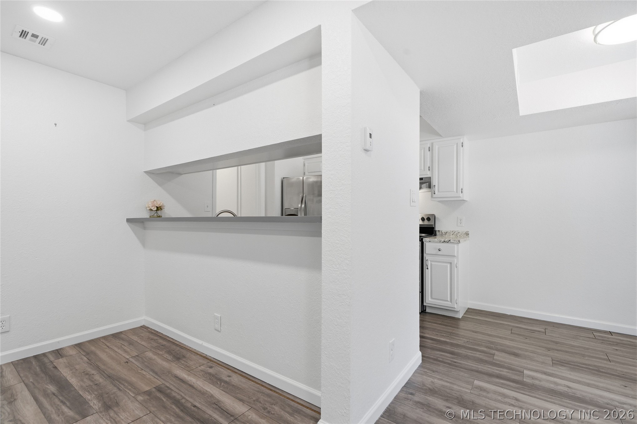 9114 S Urbana Avenue 9b Property Photo 16
