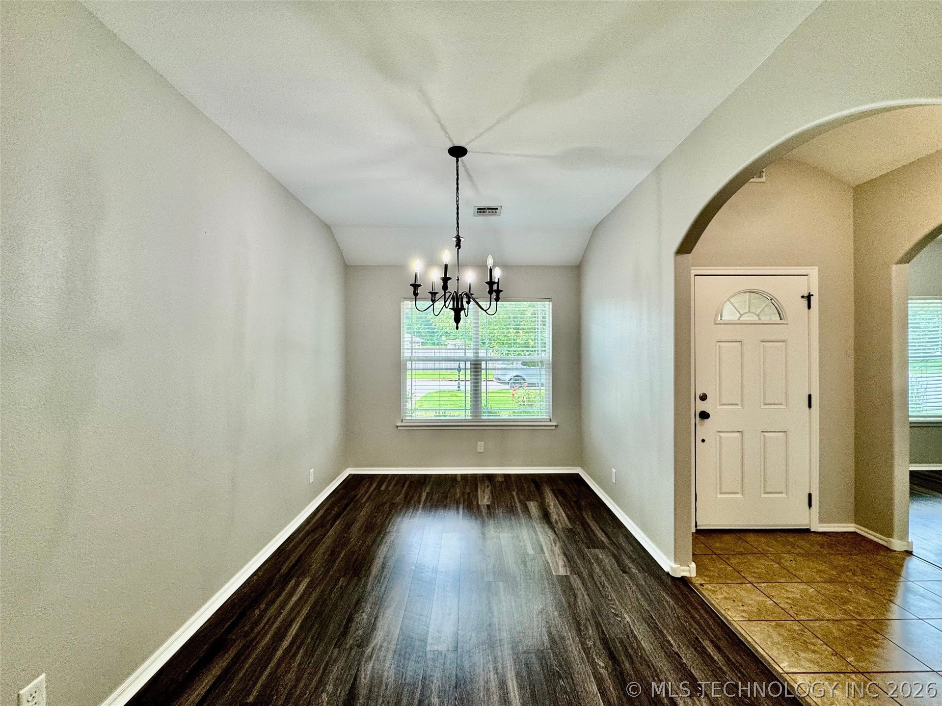 25251 E 89th Street S Property Photo 6