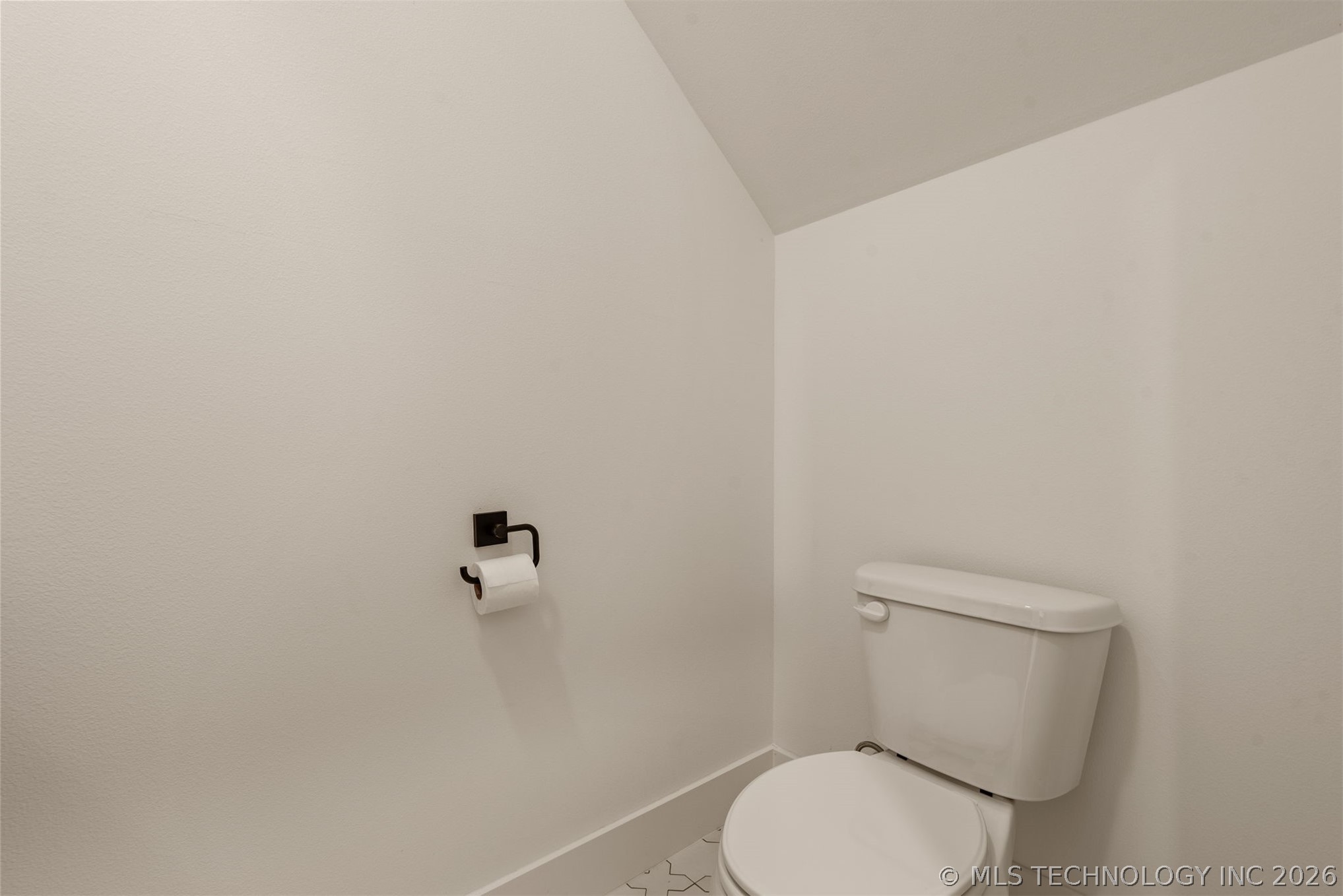 2402 E Northampton Street Property Photo 37