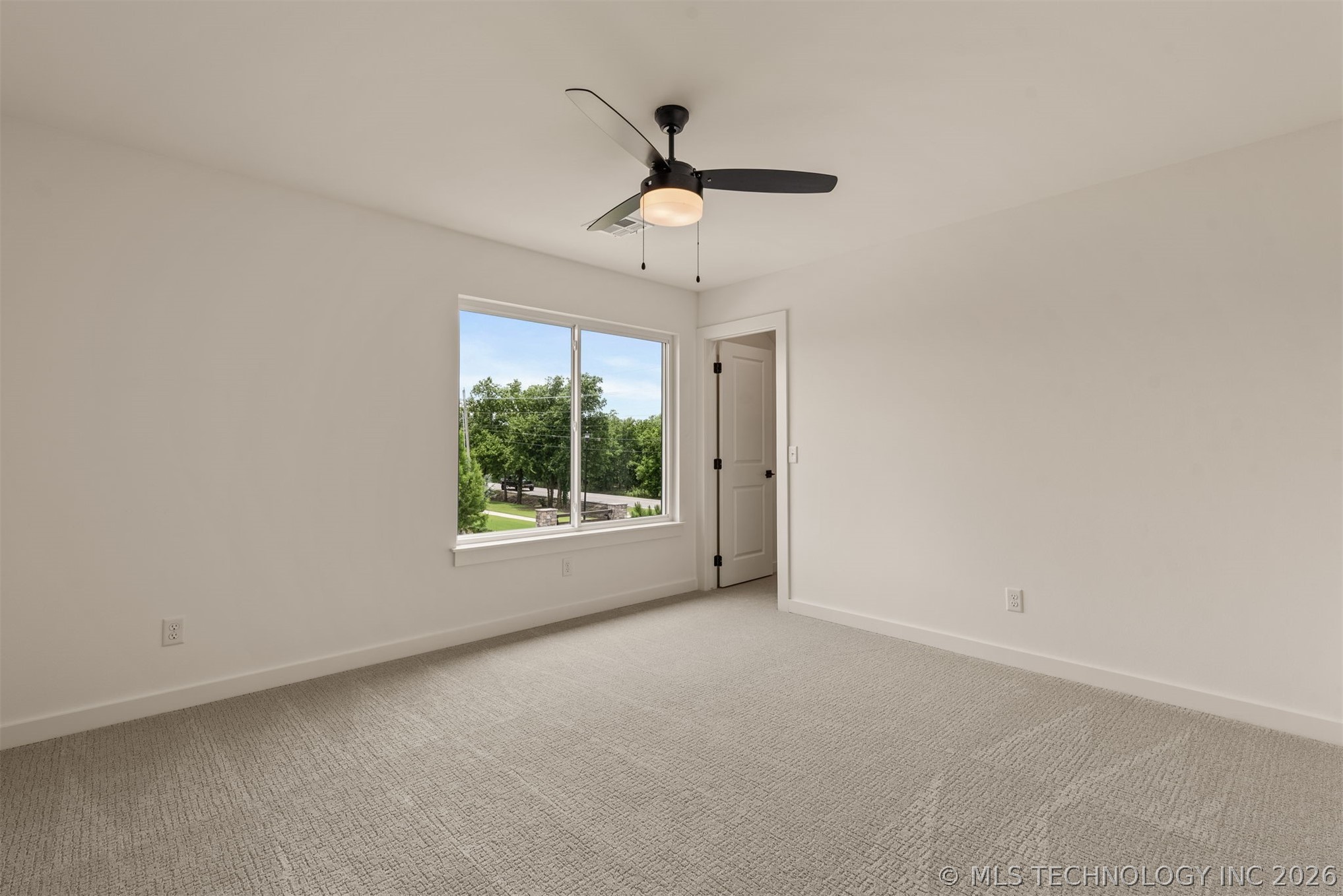 2402 E Northampton Street Property Photo 44