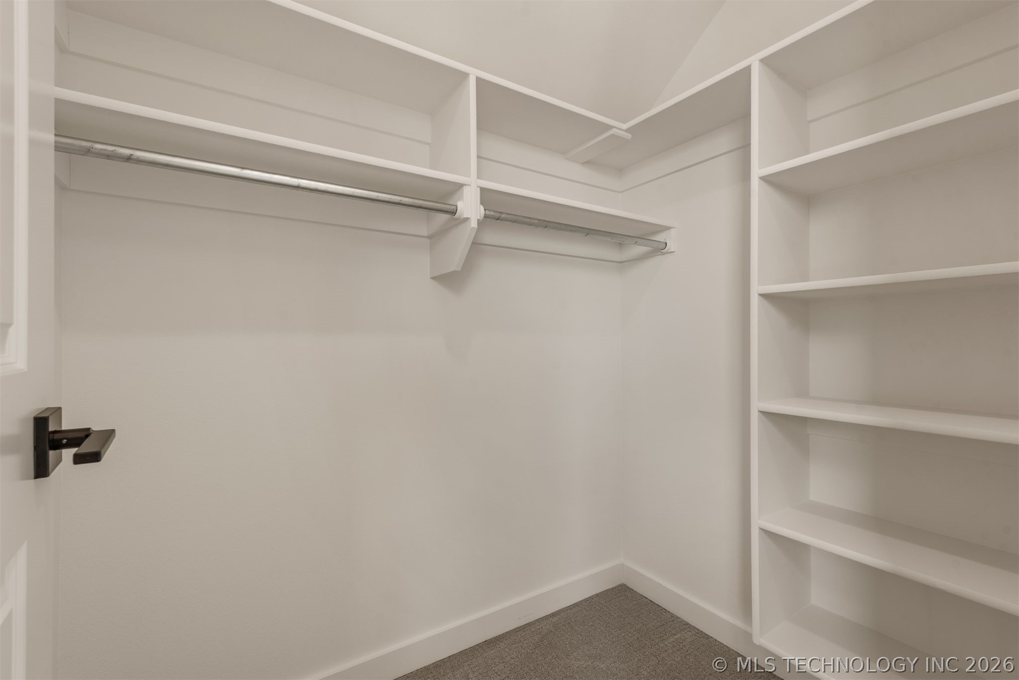 2402 E Northampton Street Property Photo 46