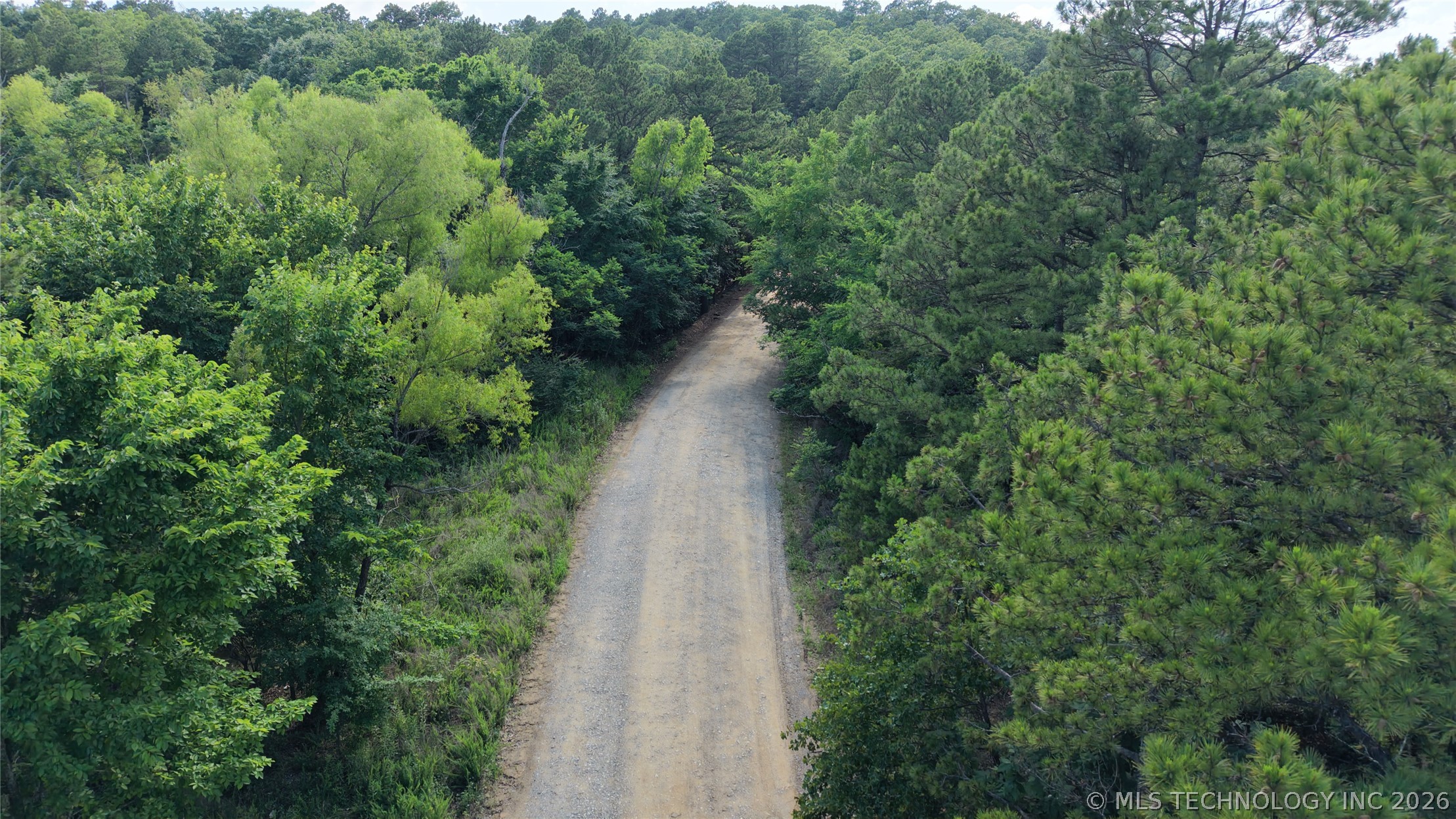 Ne 1060 Road Property Photo 2