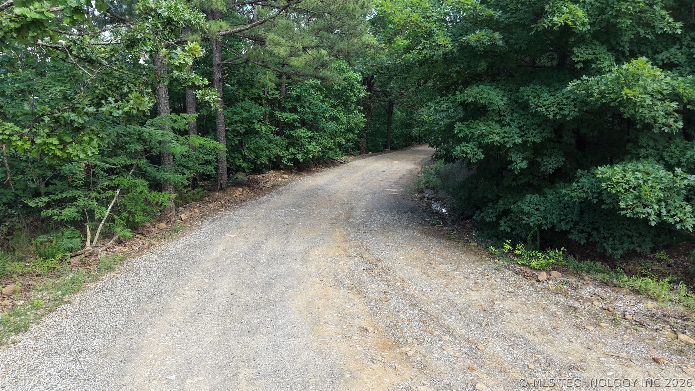 Ne 1060 Road Property Photo 7