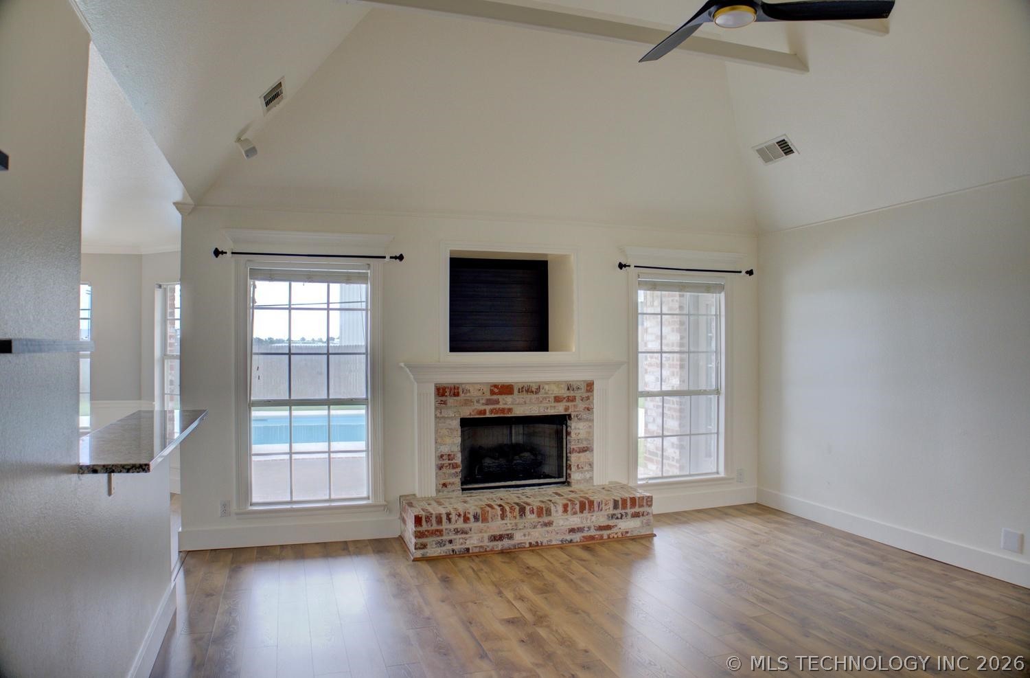 13210 E 88th Street N Property Photo 6