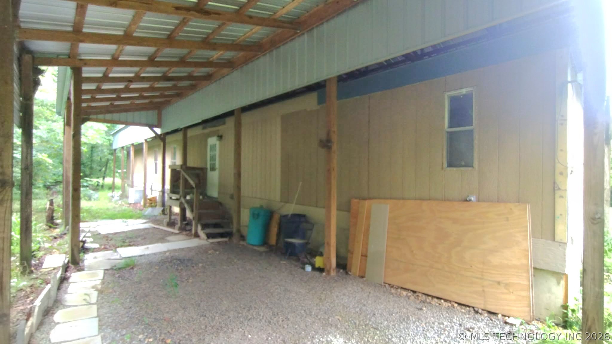 471195 E 713 Road Property Photo 5