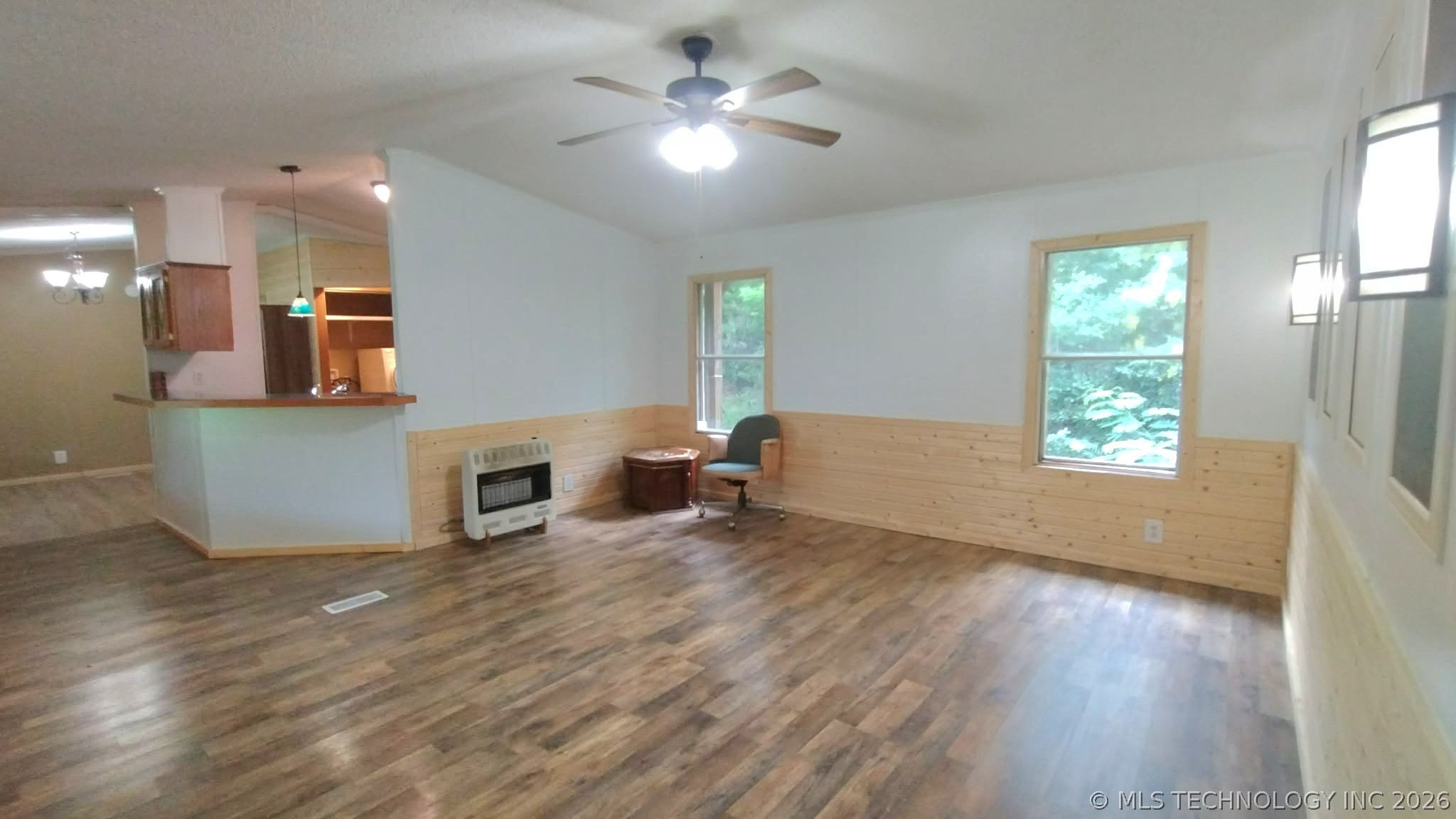 471195 E 713 Road Property Photo 6