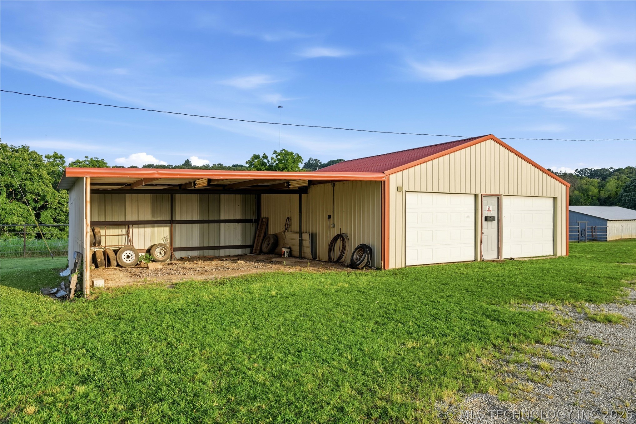 445312 Hwy 10a Property Photo 15