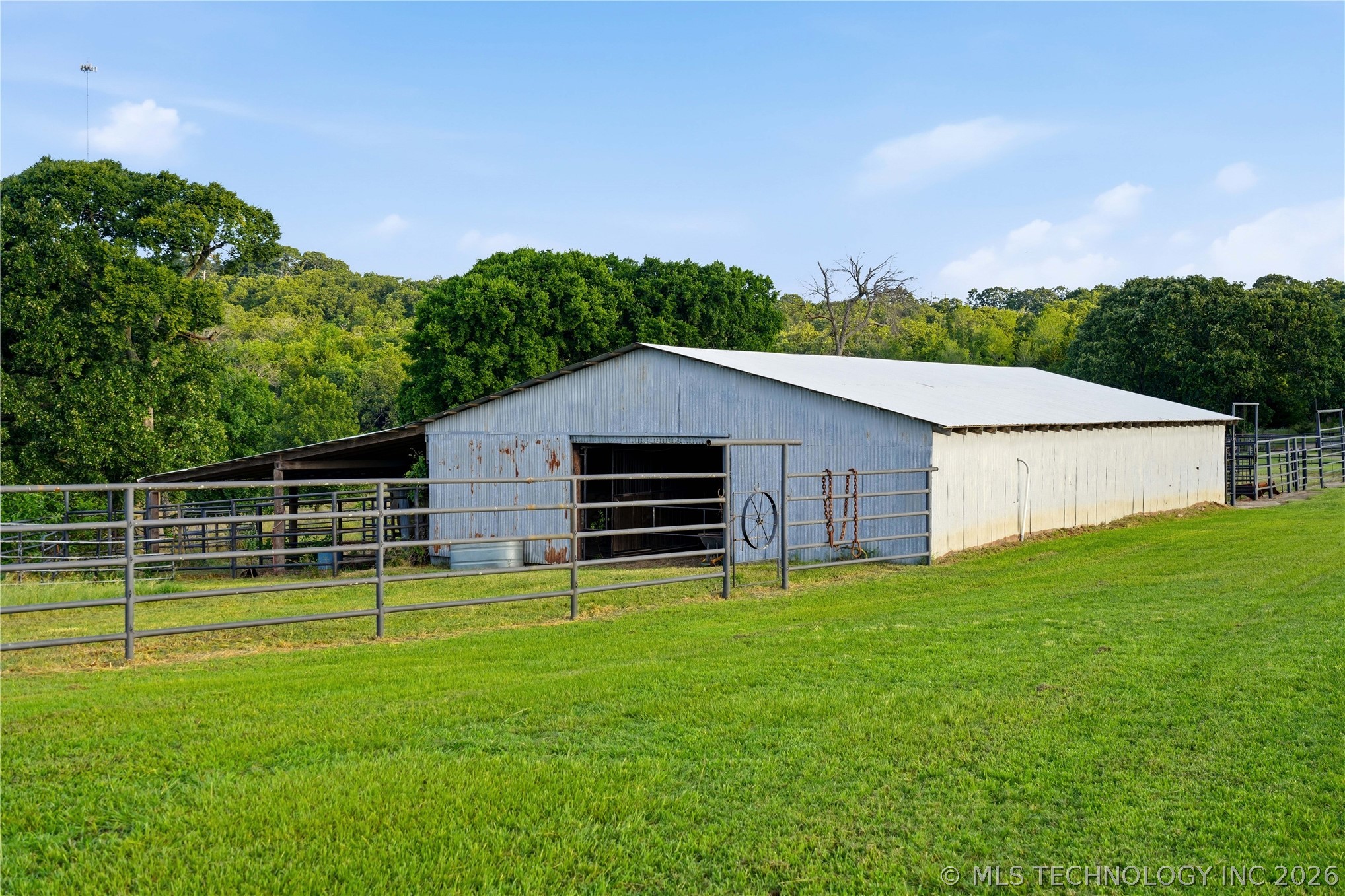 445312 Hwy 10a Property Photo 17