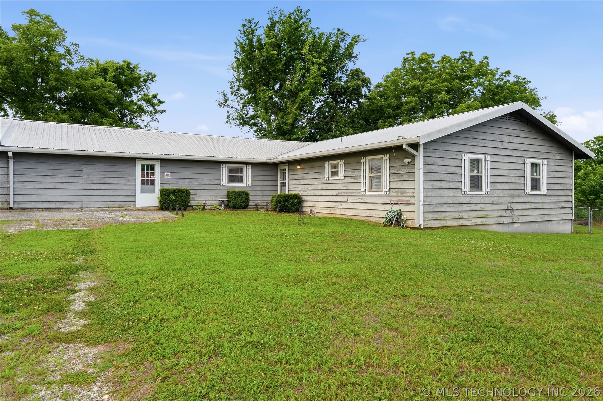 445312 Hwy 10a Property Photo 28