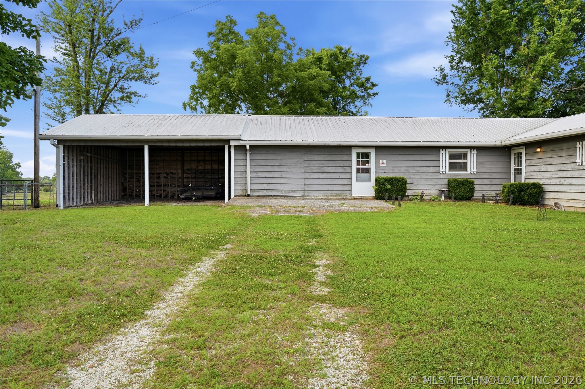 445312 Hwy 10a Property Photo 29