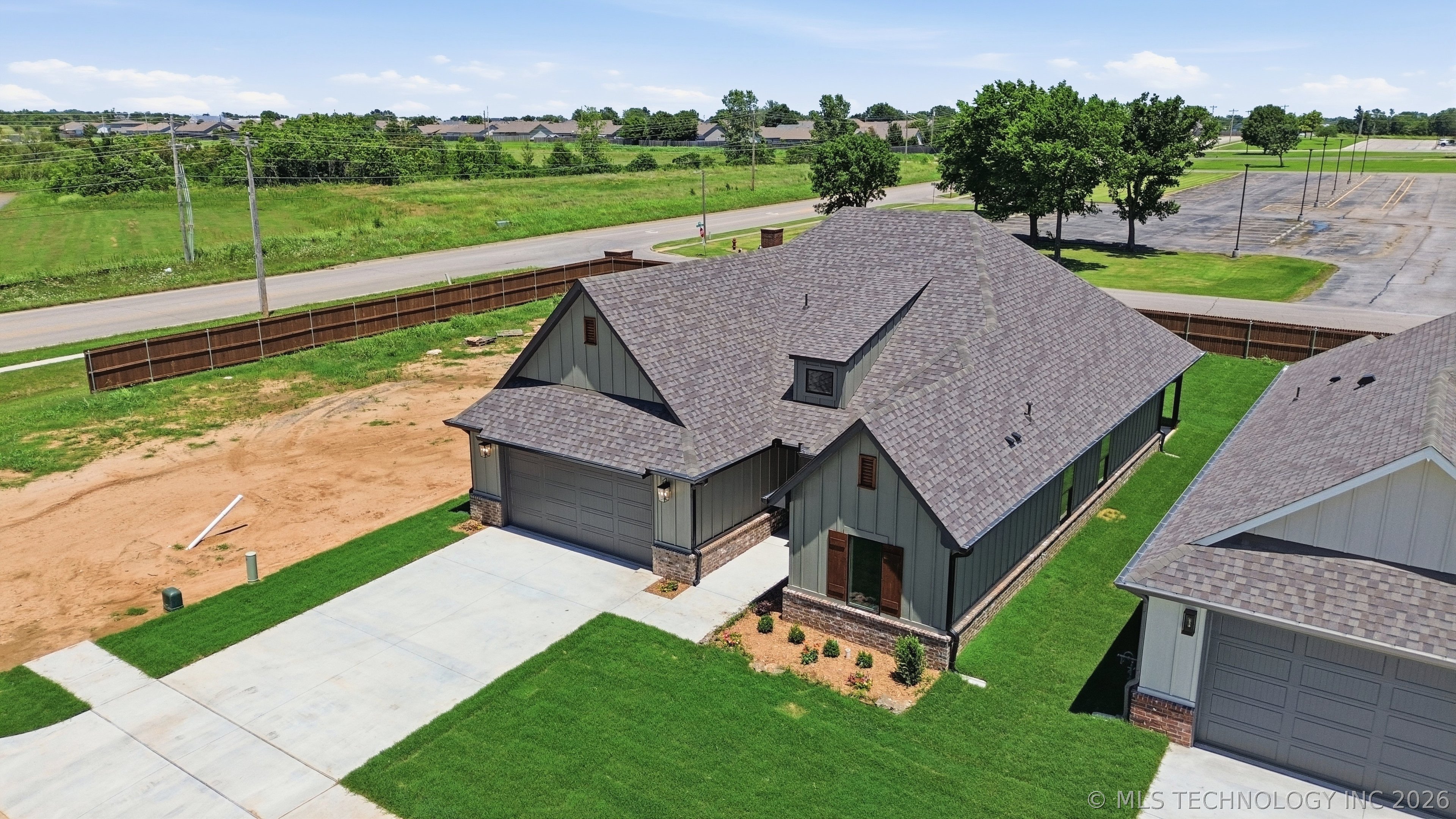 1005 S Chickasaw Street Property Photo 5