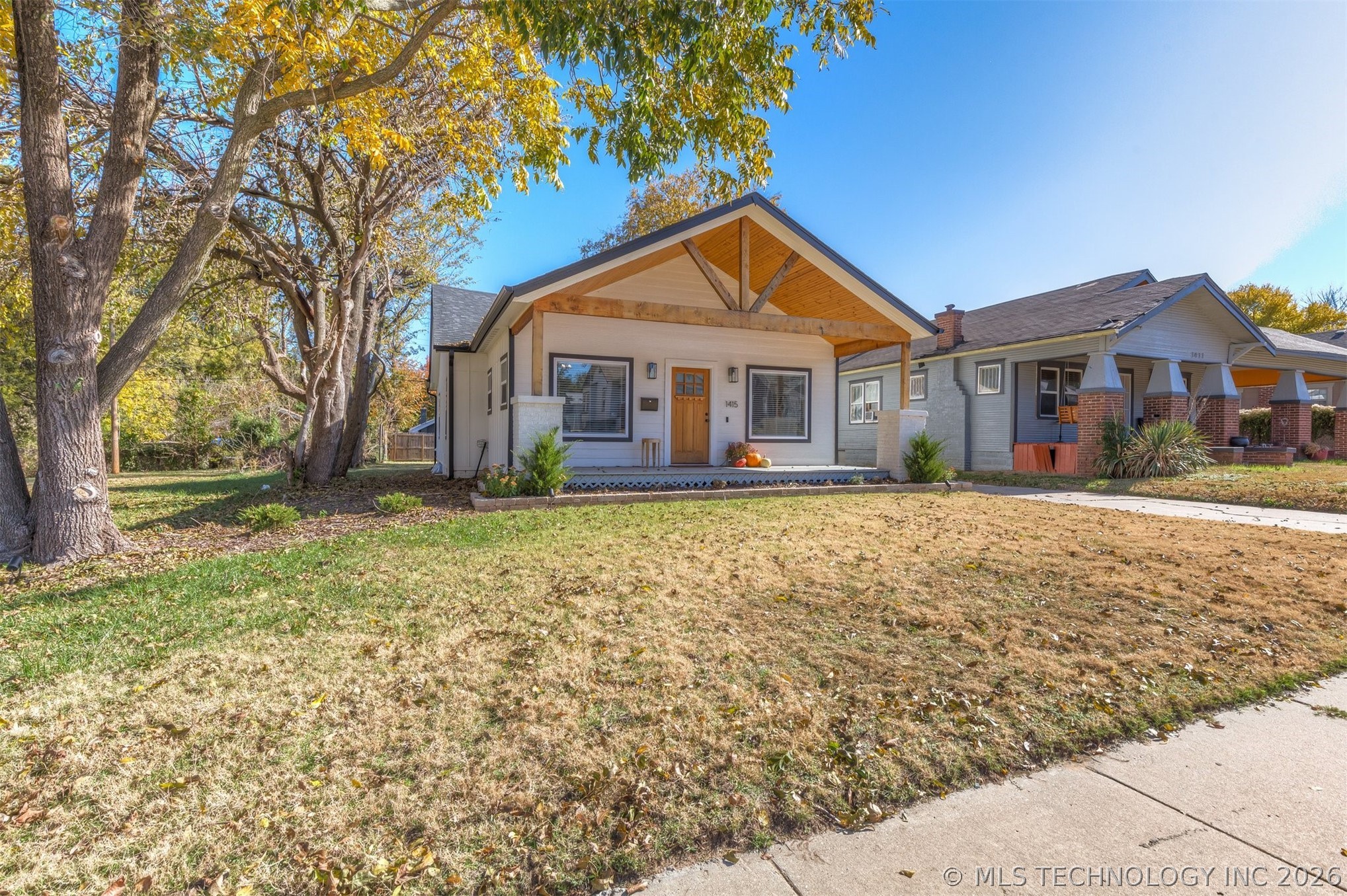 1415 N Main Street Property Photo 4