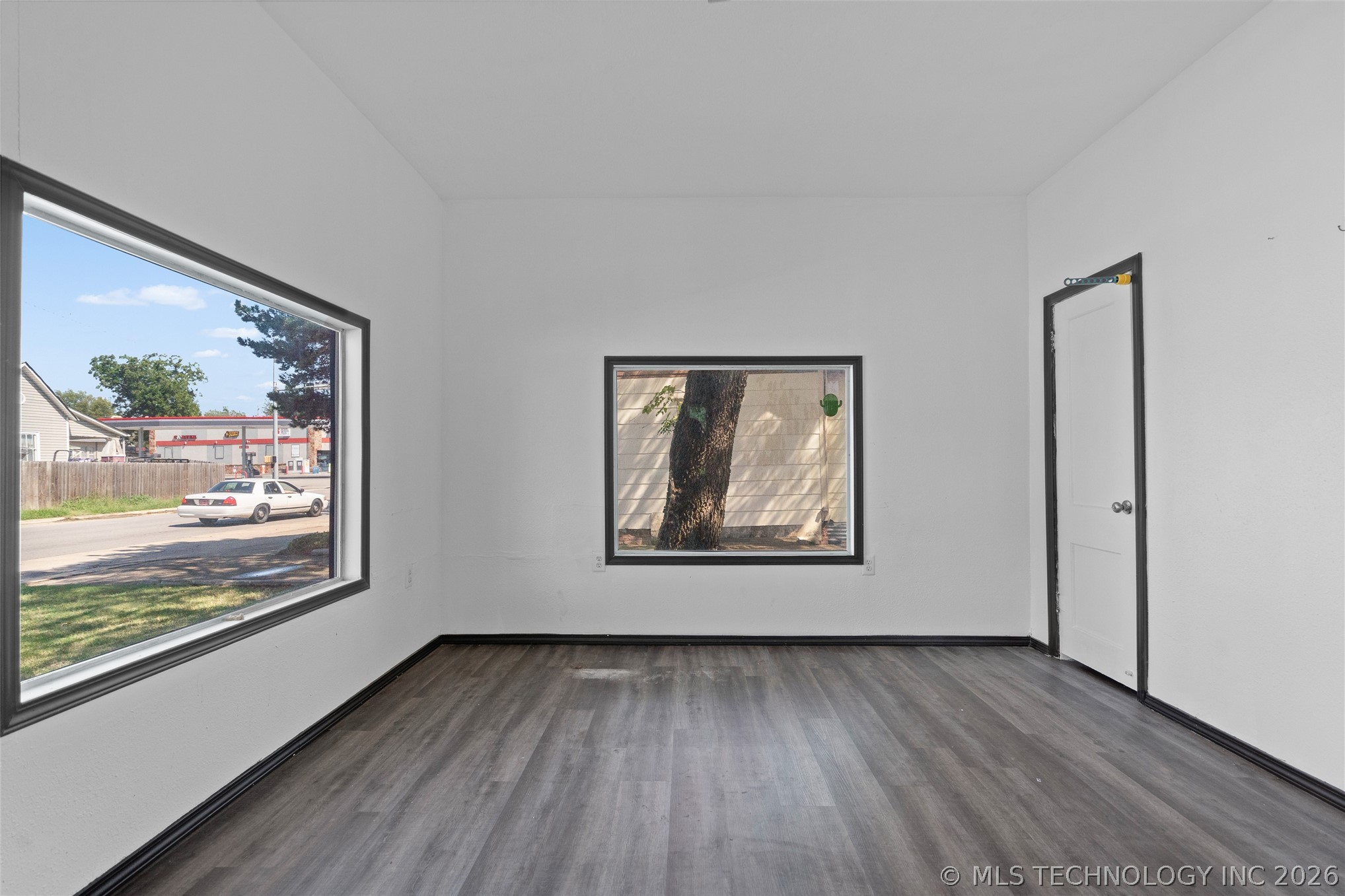 10 5th Avenue Nw Property Photo 7