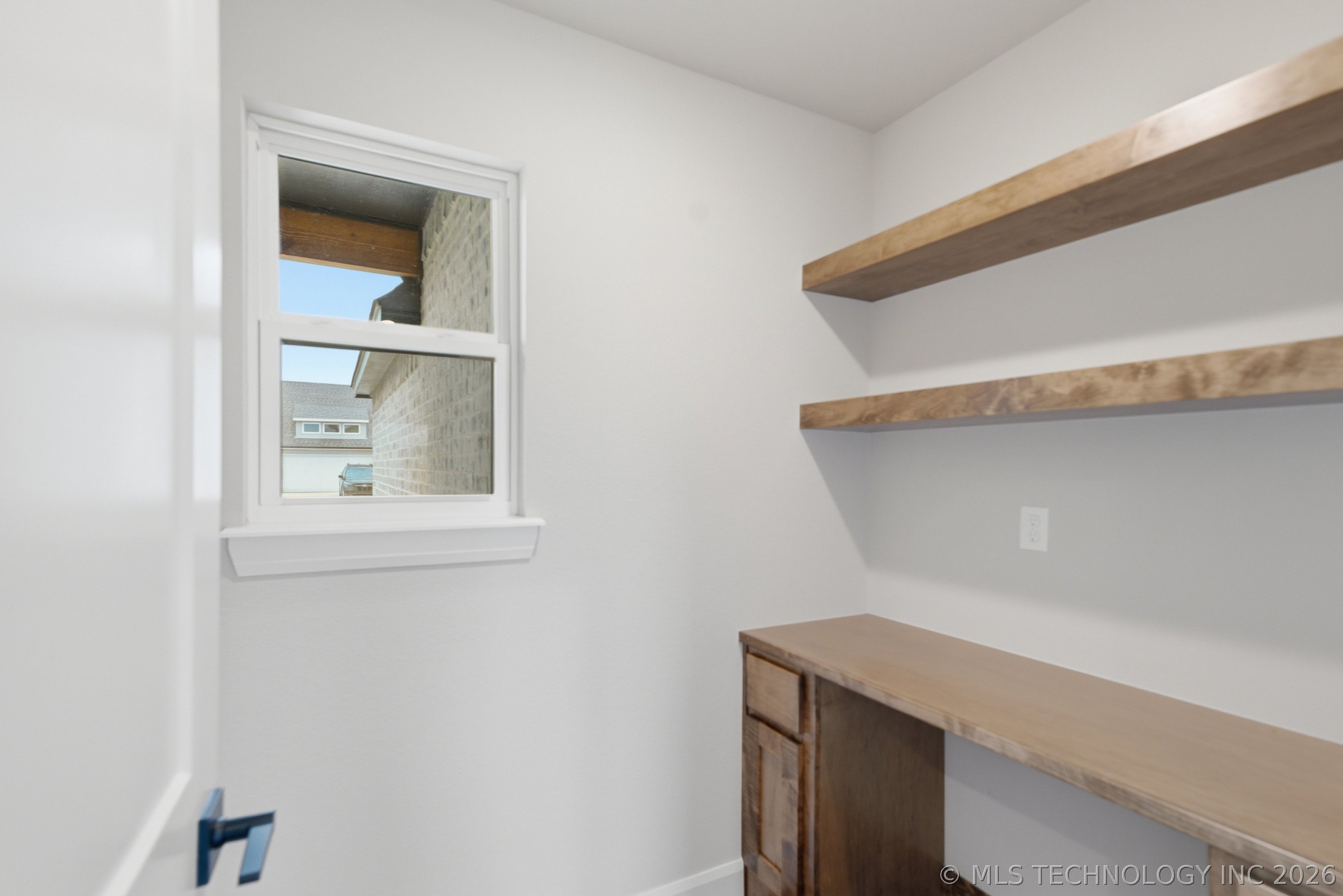22904 E 106th Place S Property Photo 10