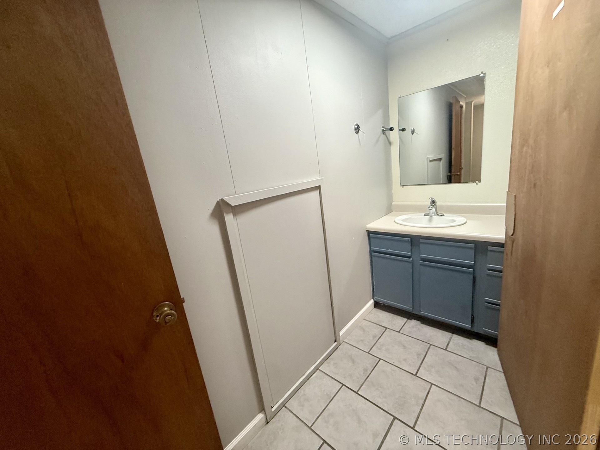 478 E Main Street Property Photo 18