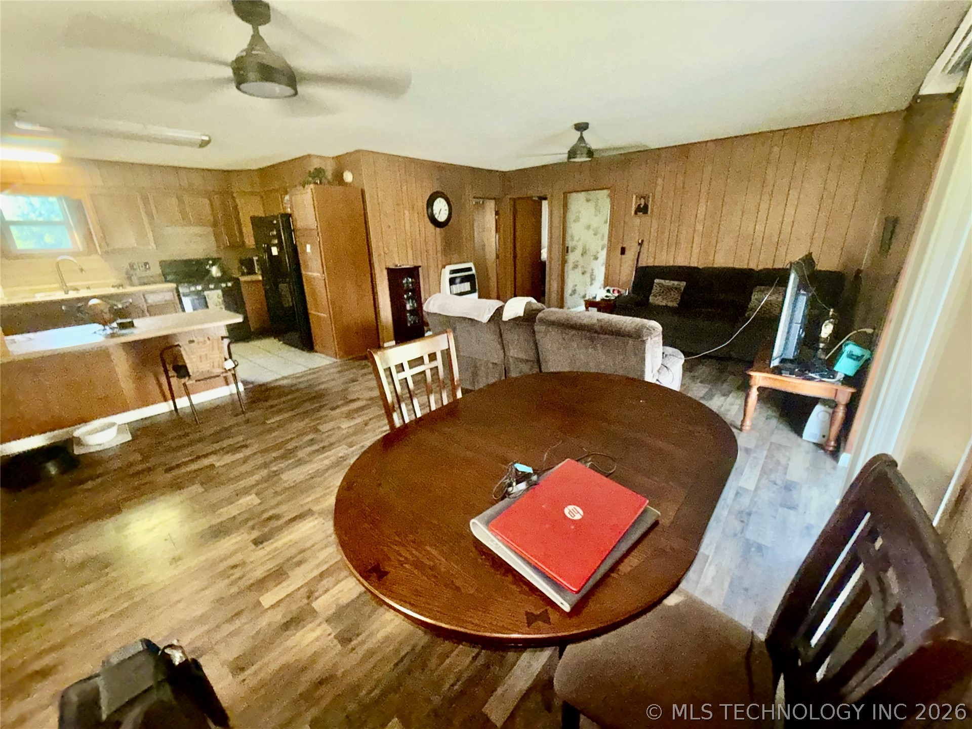 478 E Main Street Property Photo 25