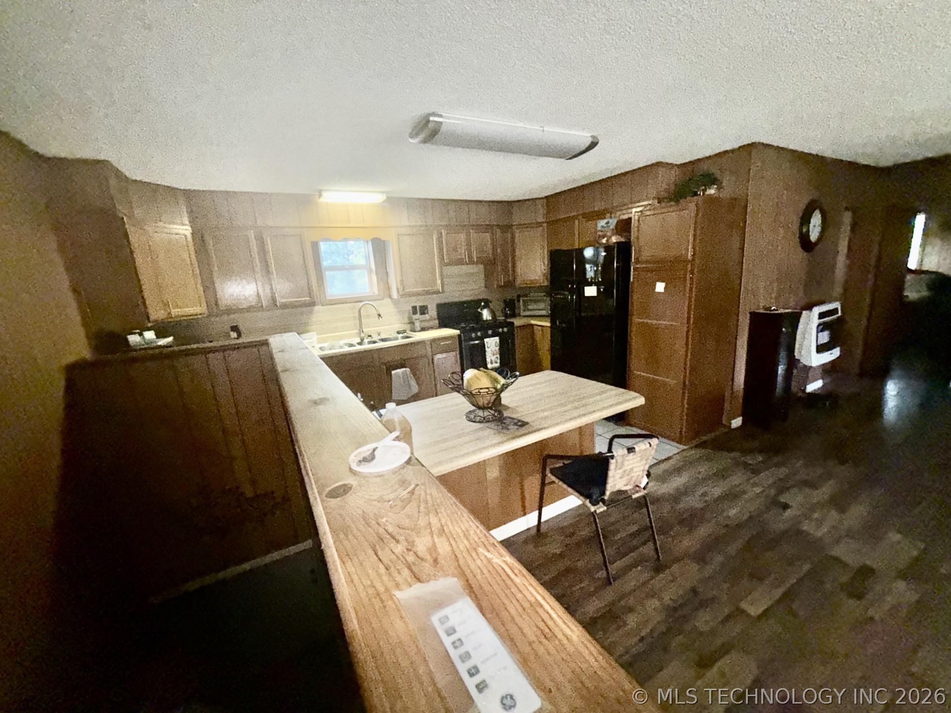 478 E Main Street Property Photo 27