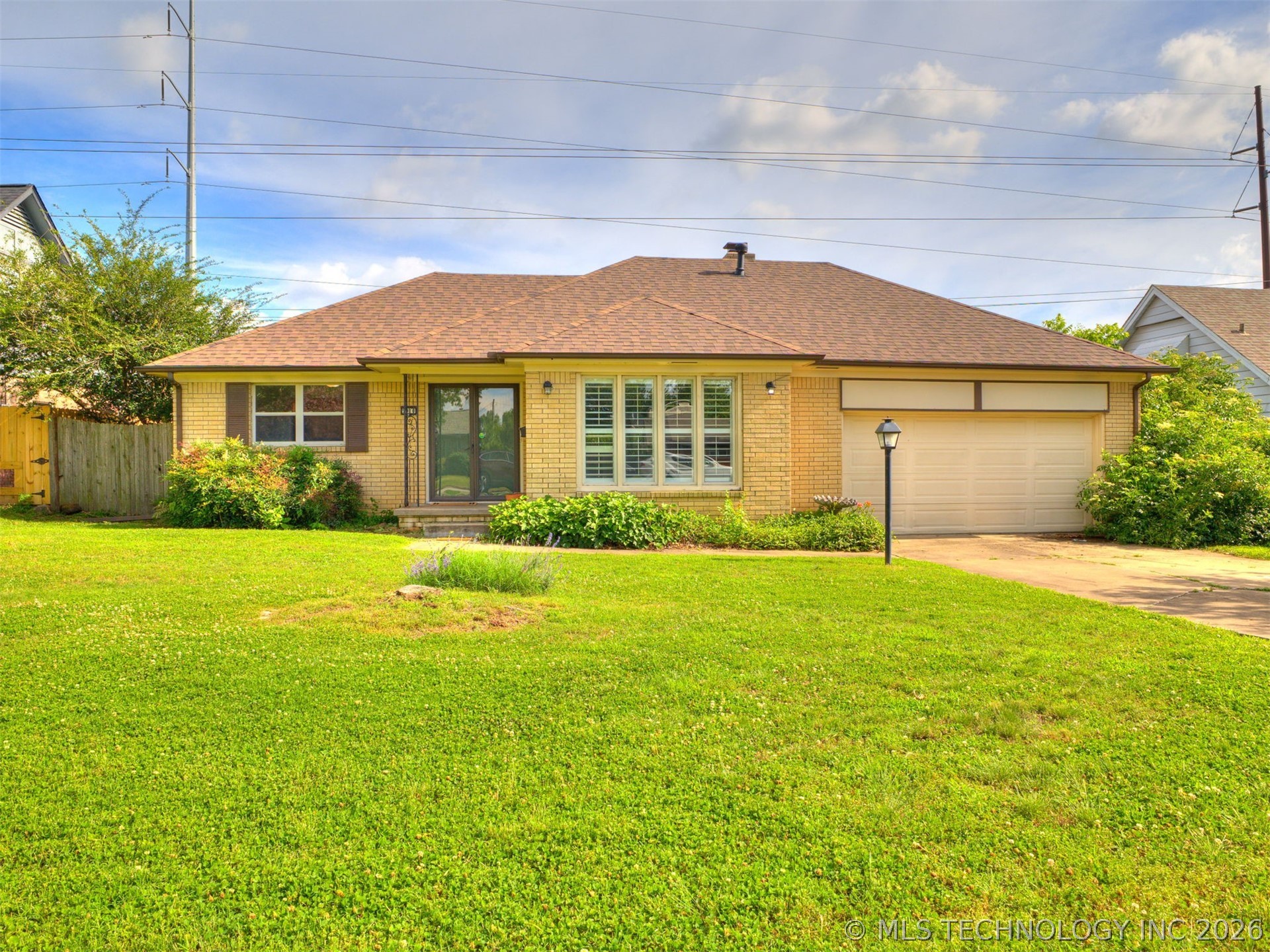 5910 E 36th Street Property Photo 1
