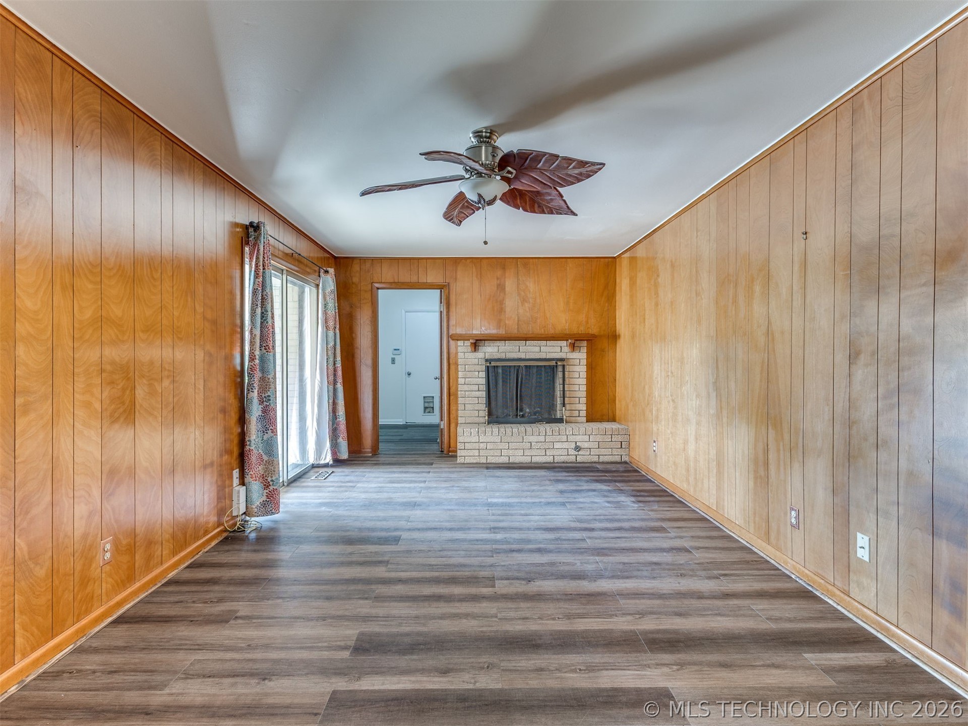 5910 E 36th Street Property Photo 17