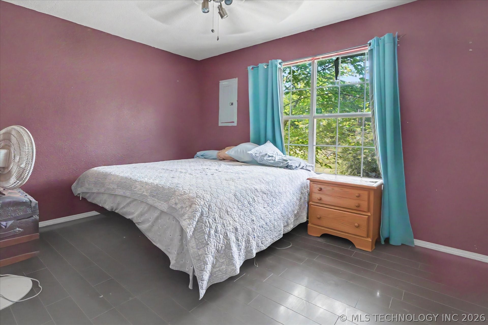 9315 N 27th West Avenue Property Photo 15