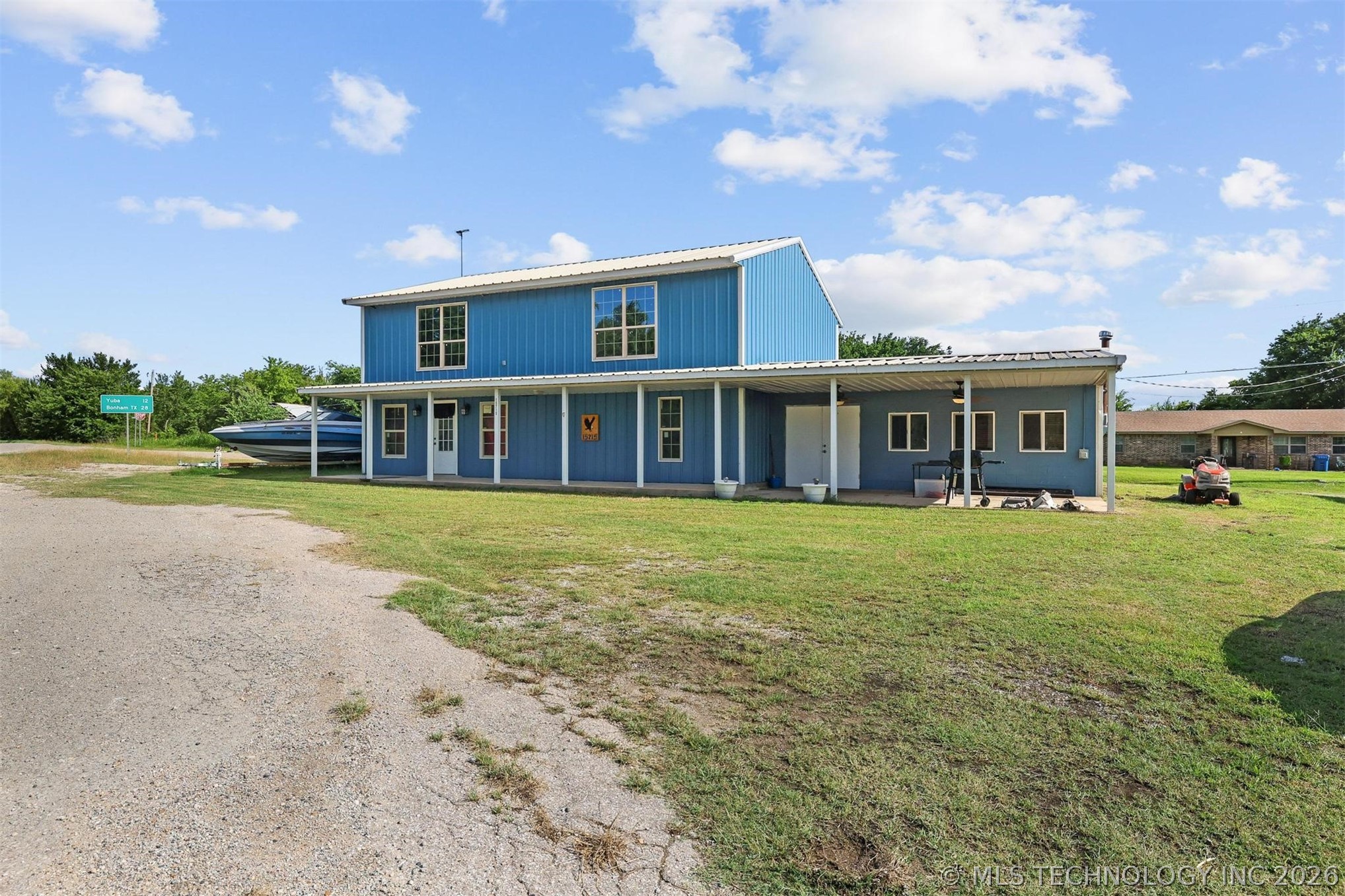 15715 State Road 78 Property Photo 1