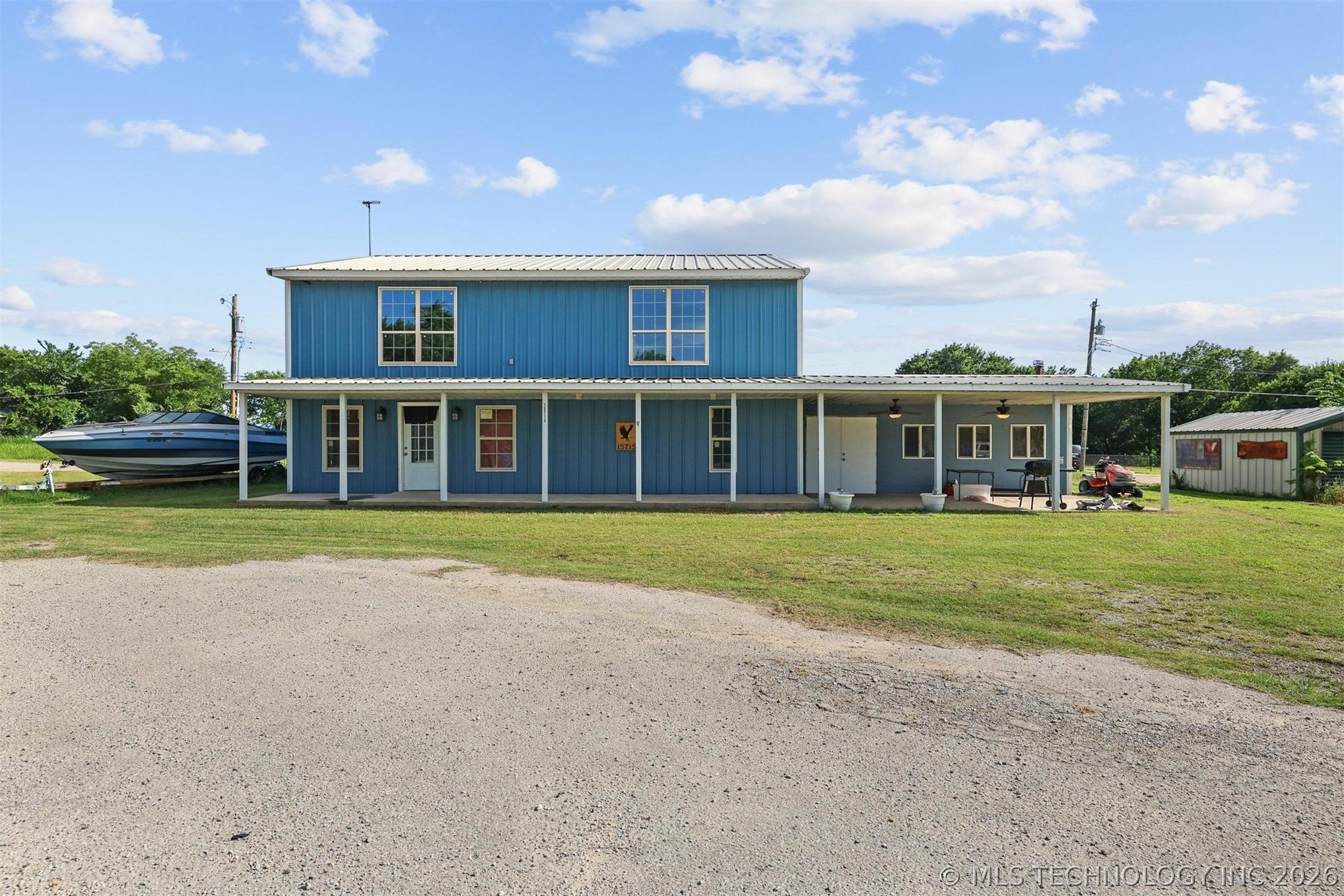 15715 State Road 78 Property Photo 2