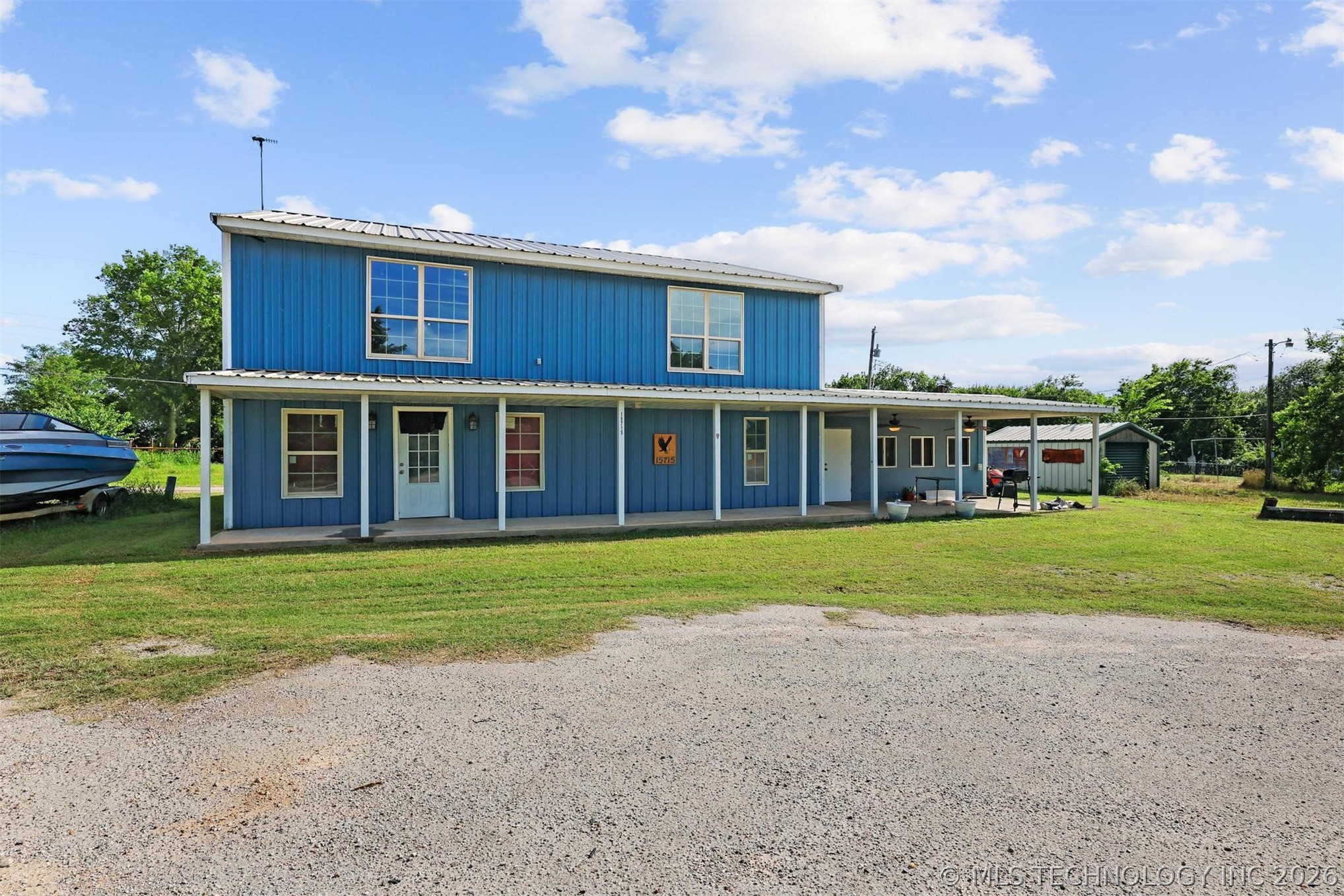 15715 State Road 78 Property Photo 3