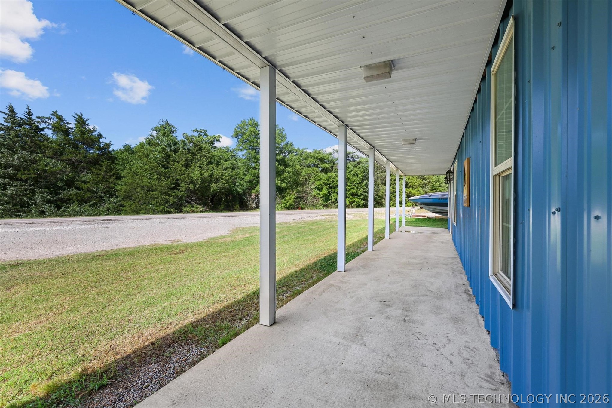 15715 State Road 78 Property Photo 4