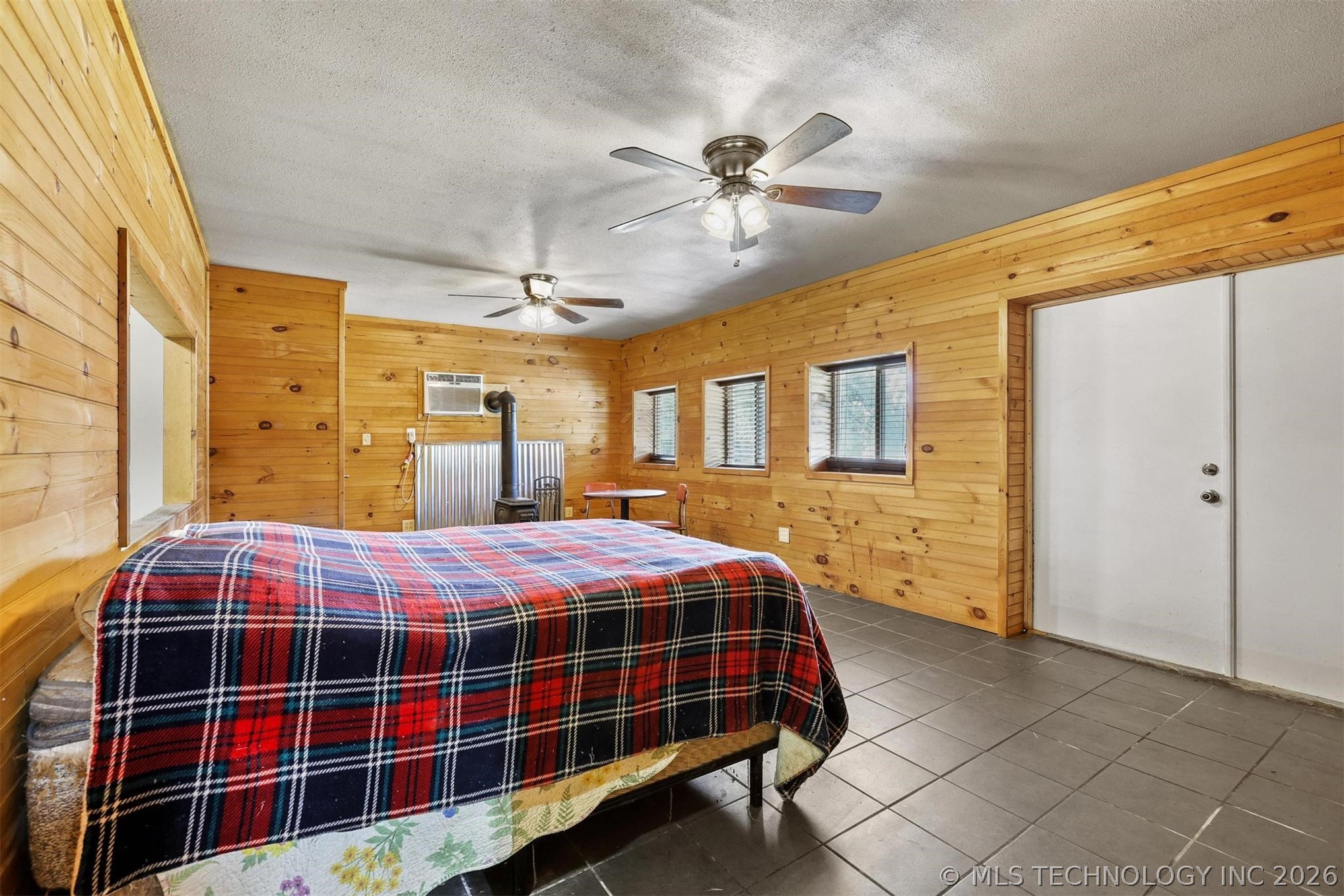15715 State Road 78 Property Photo 6